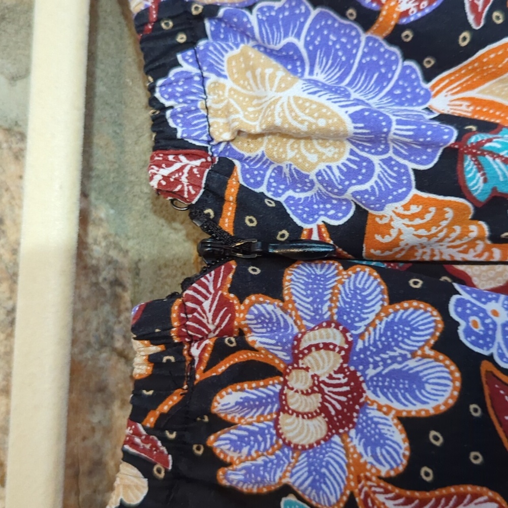 Ann Taylor Batik Autumn Leaves Midi Flare Dress - Picture 12 of 14
